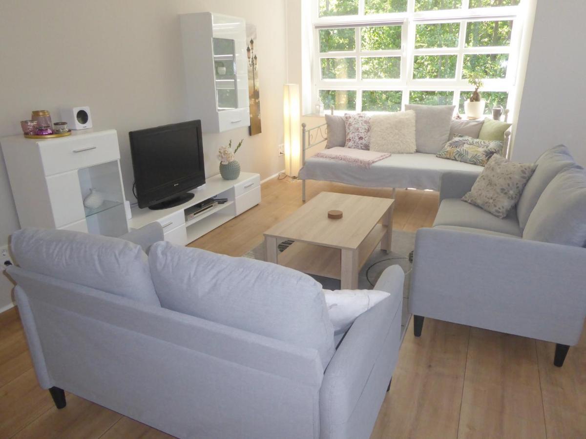 App. Weisses Haus Apartment โฮเฮิน นอเอนดอร์ฟ ภายนอก รูปภาพ