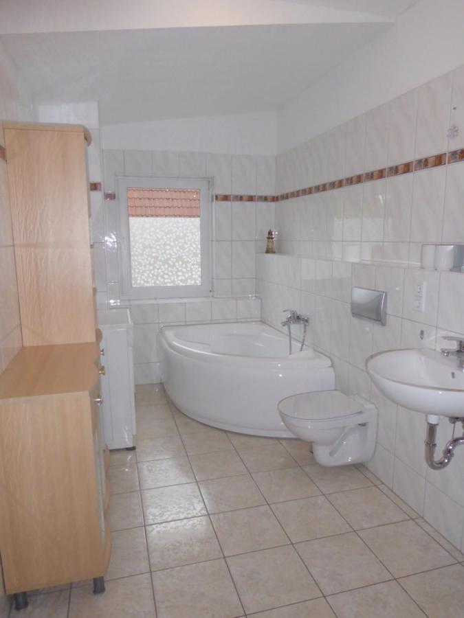 App. Weisses Haus Apartment โฮเฮิน นอเอนดอร์ฟ ภายนอก รูปภาพ
