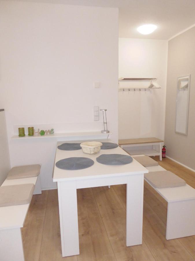App. Weisses Haus Apartment โฮเฮิน นอเอนดอร์ฟ ภายนอก รูปภาพ