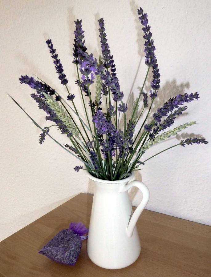 App. Weisses Haus Apartment โฮเฮิน นอเอนดอร์ฟ ภายนอก รูปภาพ